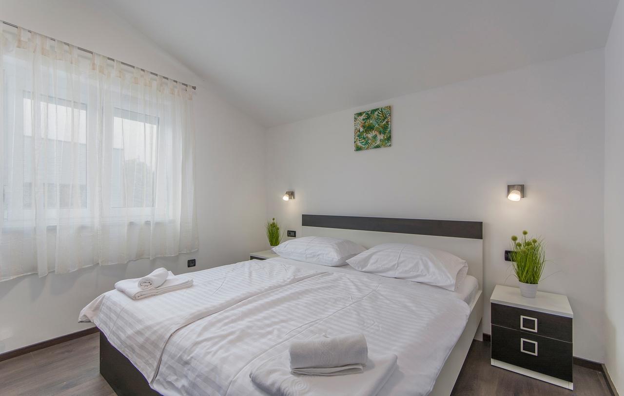Silver Holiday House Vrvari Dış mekan fotoğraf