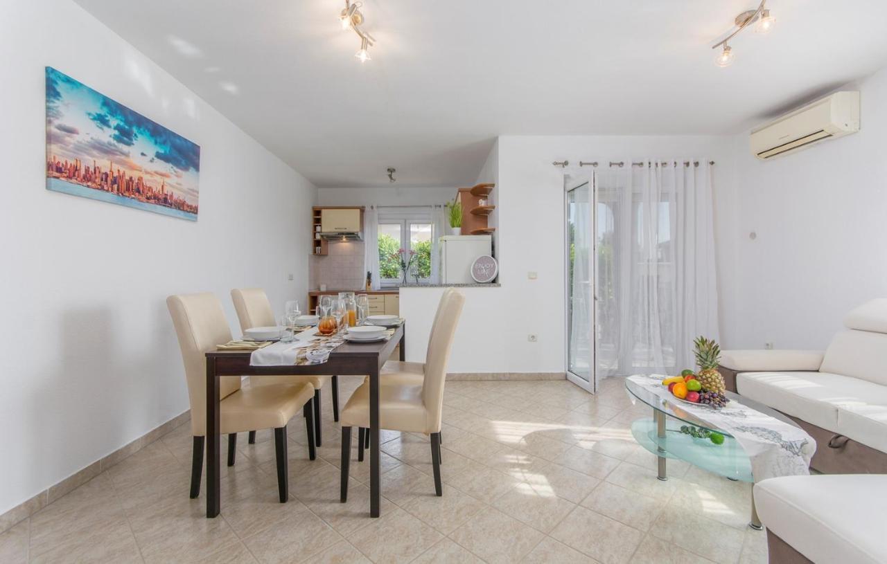 Silver Holiday House Vrvari Dış mekan fotoğraf