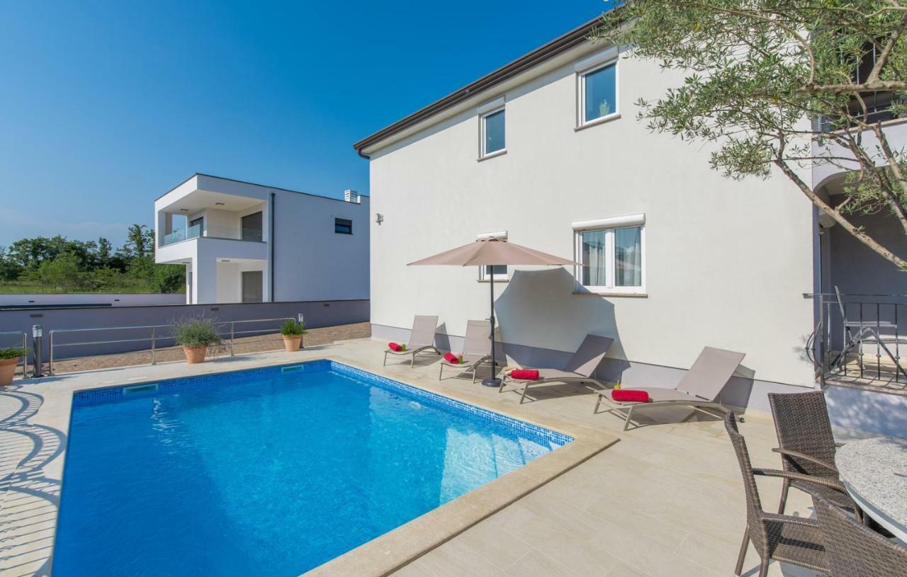 Silver Holiday House Vrvari Dış mekan fotoğraf
